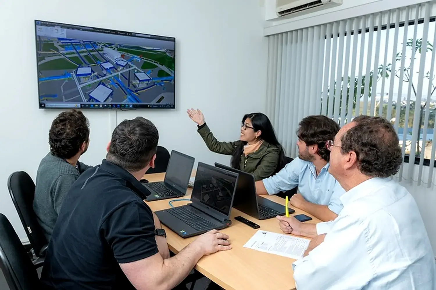 Engenharia da AP em reunião técnica